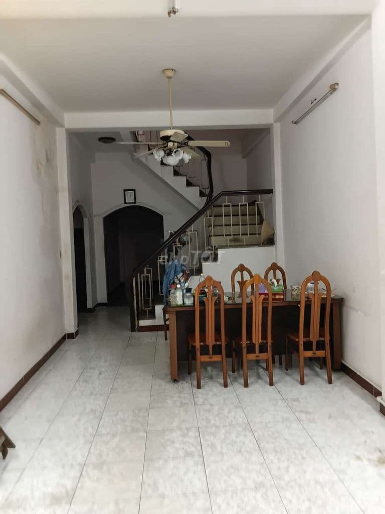 lý thường kiệt đường 10m 4 x10 3 lầu gần BV thống nhất gần cx bắc hải - Ảnh 2