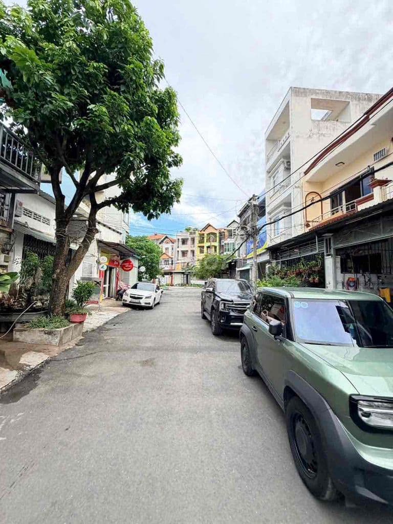 DÃY TRỌ NGAY CÔNG VIÊN LINH TRUNG - HXH THÔNG - GẦN HOÀNG DIỆU 2- 183M
