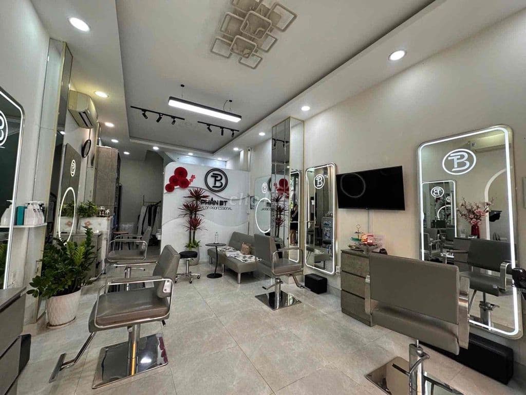 MTKD Đường Thành Công dt 4x10.3m (3.5 Tấm) Giá 9.3 tỷ TL