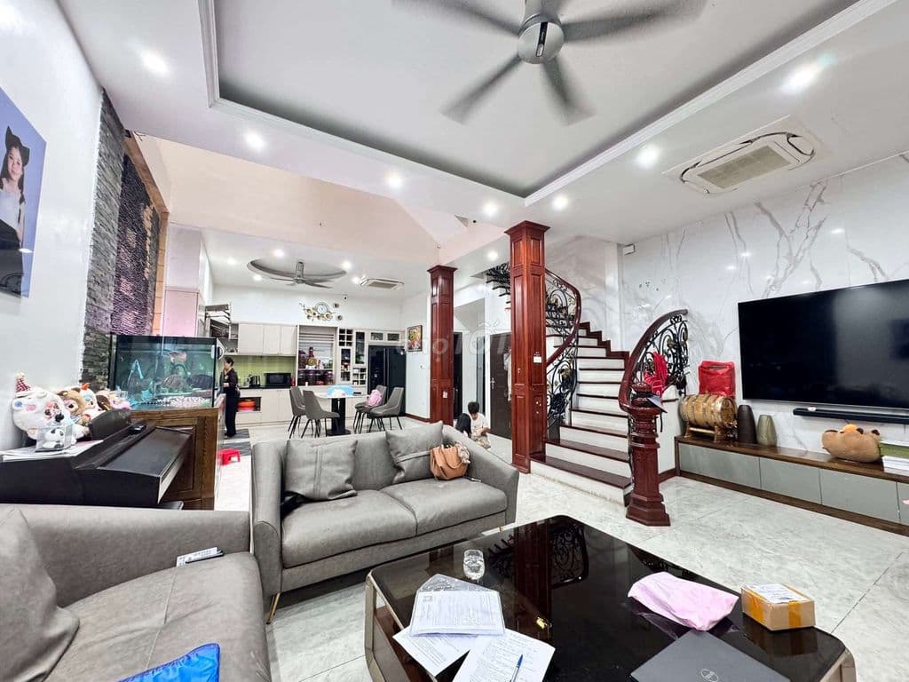 Bán nhà trong ngõ phố Trịnh Đình Cửu sổ đỏ gần 100M. 15m ra mặt phố - Ảnh 3