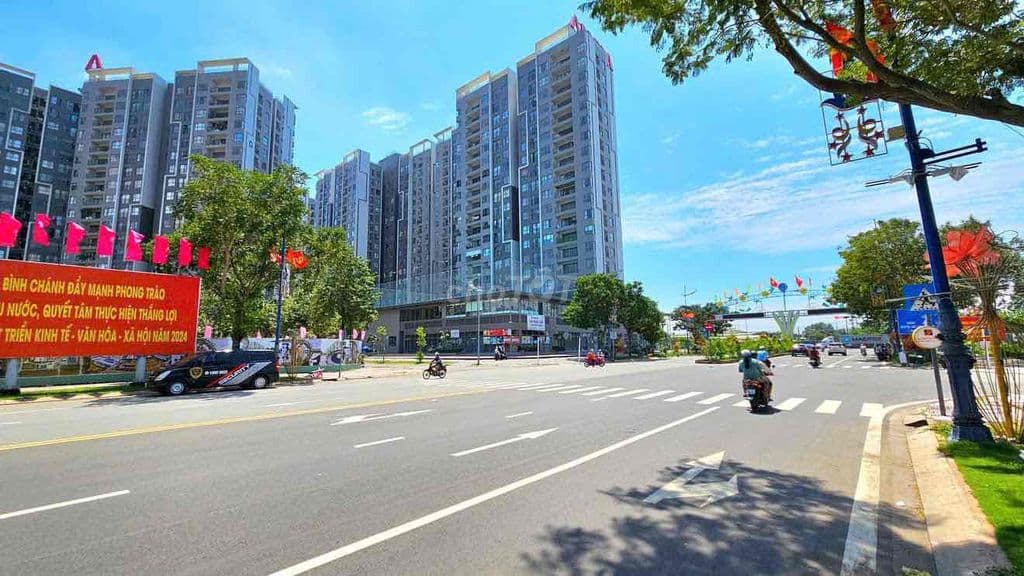 CẦN BÁN CĂN SHOP GÓC 2 MẶT TIỀN ĐƯỜNG TÂN TÚC. KẾ BÊN VIETCOM BANK - Ảnh 2