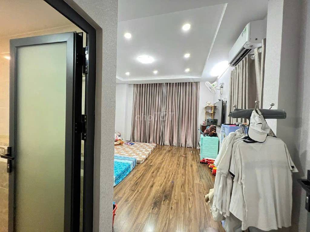 Đường xe tải 9m , nhà 5 tầng, ngang 3.2m x 12m, sổ hoàn công có vỉa hè - Ảnh 3