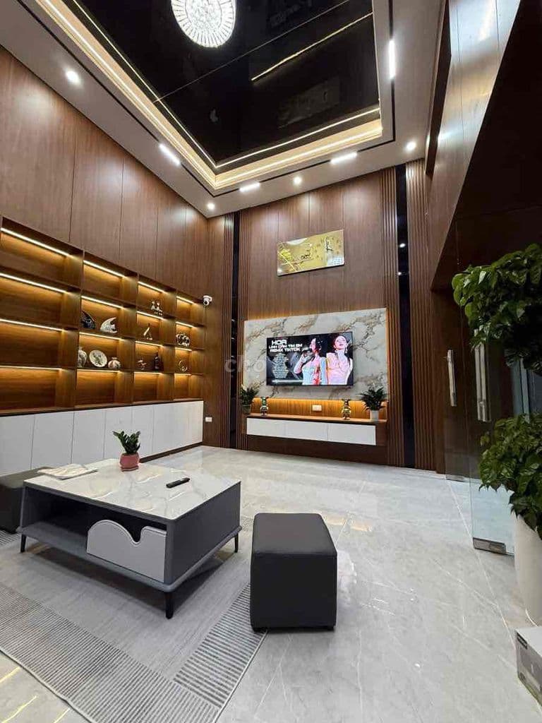 Phố Tôn Đức Thắng, ngõ thông, kinh doanh, 2 thoáng, full NT, 37mx4T