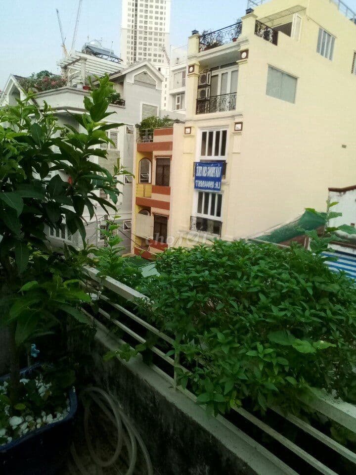 Bán Nhà hẻm xe hơi - Trung tâm Quận 4 - Ảnh 3