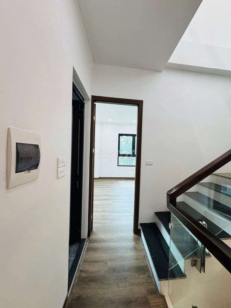 nhà 4 tầng gần trường đai học thể thao-Cho thuê tốt-Giá siêu rẻ-3.3 Tỷ - Ảnh 3