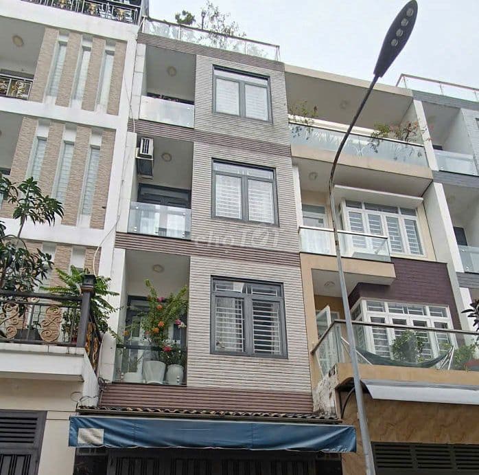 Nhà 4 tấm KHU VIP 337 TÂN KỲ TÂN QUÝ. Giá chỉ nhỉnh 9 tỷ