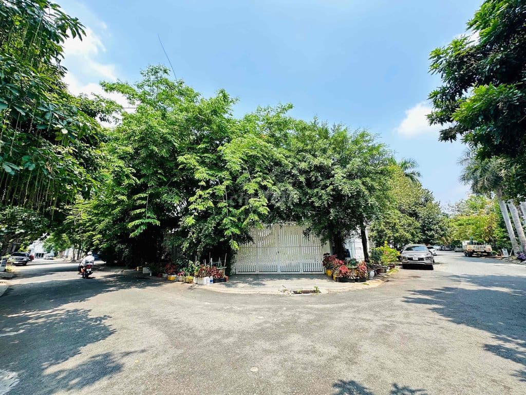 CC bán Lô 2 Góc MT Bình Lợi Khu Biệt Thự 18 x 16m Giá 36 Tỷ