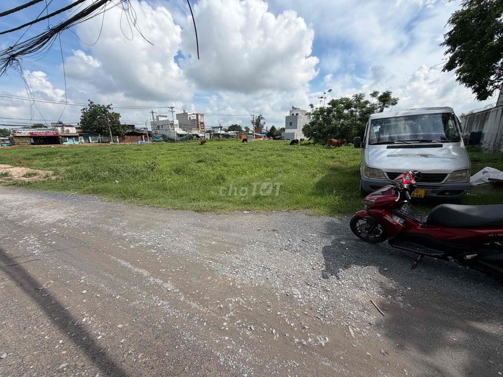 Đất khu dân cư . Bà Điểm . DT : (16m x 36m) làm kho xưởng