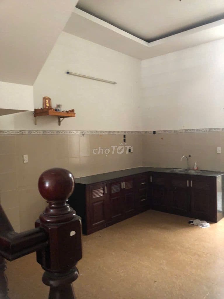 BÁN GẤP NHÀ PHỐ BÌNH TÂN HẺM XE HƠI 6M GIÁ TỐT 5.7 TỶ - Ảnh 3