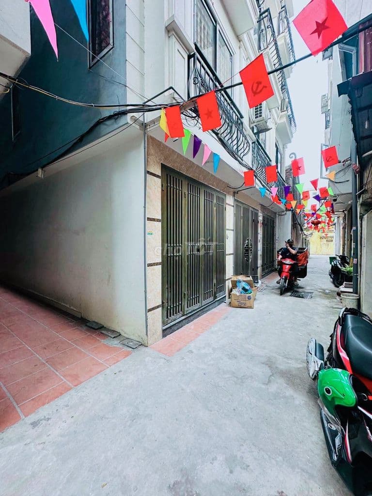 Nhà đẹp Phương Canh 30m2x5T nhỉnh 6 tỷ