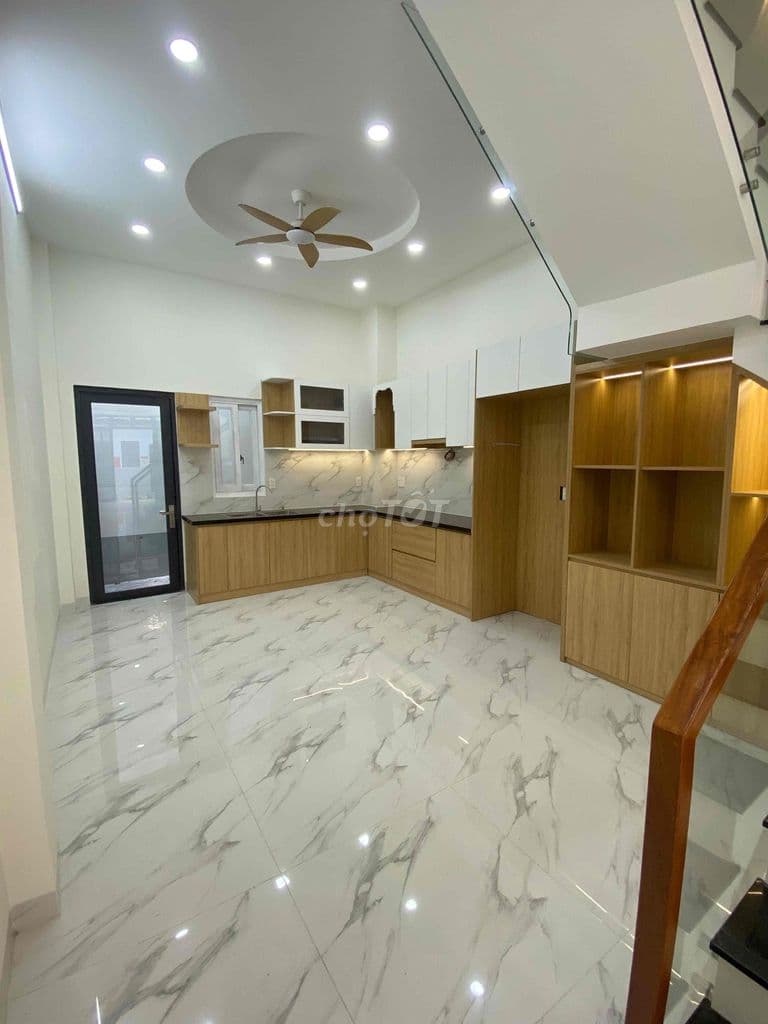 Chủ ngợp cần bán Nhà bán 56m2 - 4 tầng xây hẻm 6m thông cạnh Aeon TP - Ảnh 3