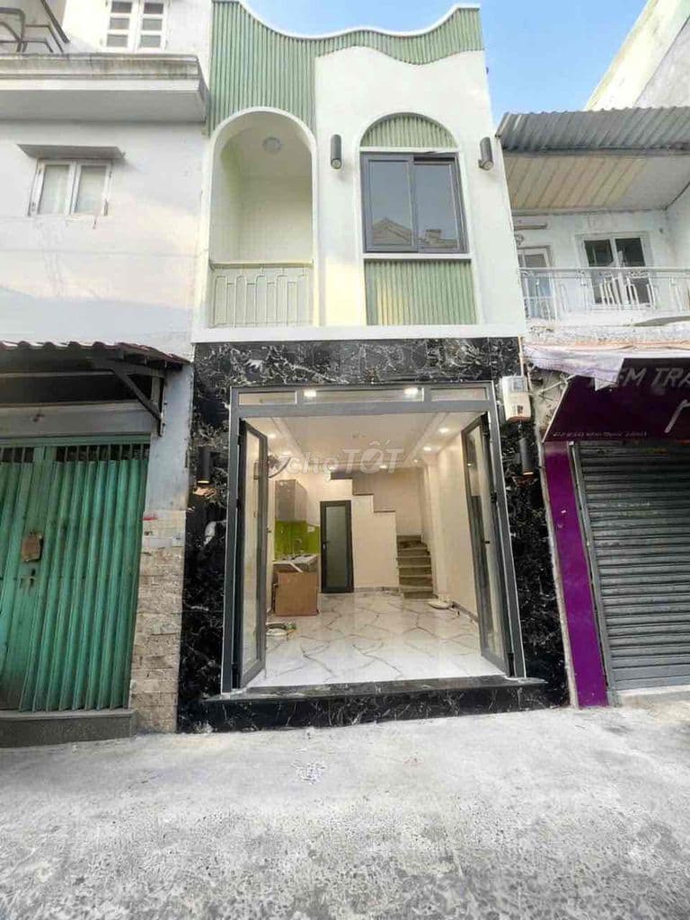Nhà Đẹp Mặt tiền q4 TPHCM