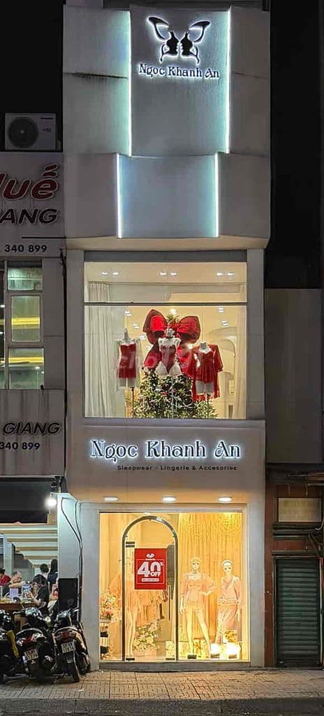 Sang mặt bằng Vip Quận 3 full nội thất mới - Ảnh 2