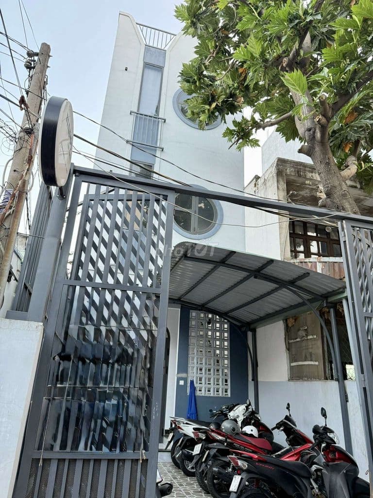 Nhà Phố 4m x 15m. Đúc 3 Lầu 1/ Hẻm xe hơi Nguyễn Thị Kiểu