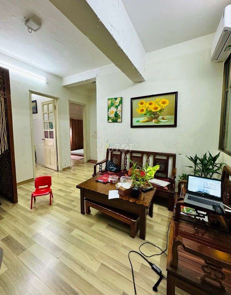 Bán Căn hộ cc Đền Lừ, Hoàng Mai , Lô góc ,2 ngủ, 2 vệ sinh, nhỉnh 4 tỷ