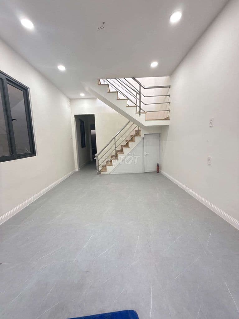 Hơn 4 đồng,có Nh-à 4PN,SỔ RIÊNG,ĐHT 06,GẦN CV AN SƯƠNG