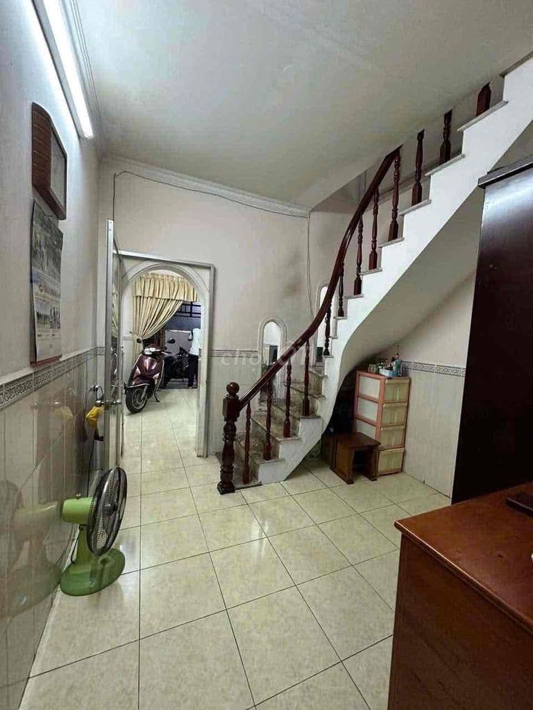 bán nhà gần chợ hiệp bình, mặt tiền hẽm xe hơi, hàng hót nhất khu vực - Ảnh 3