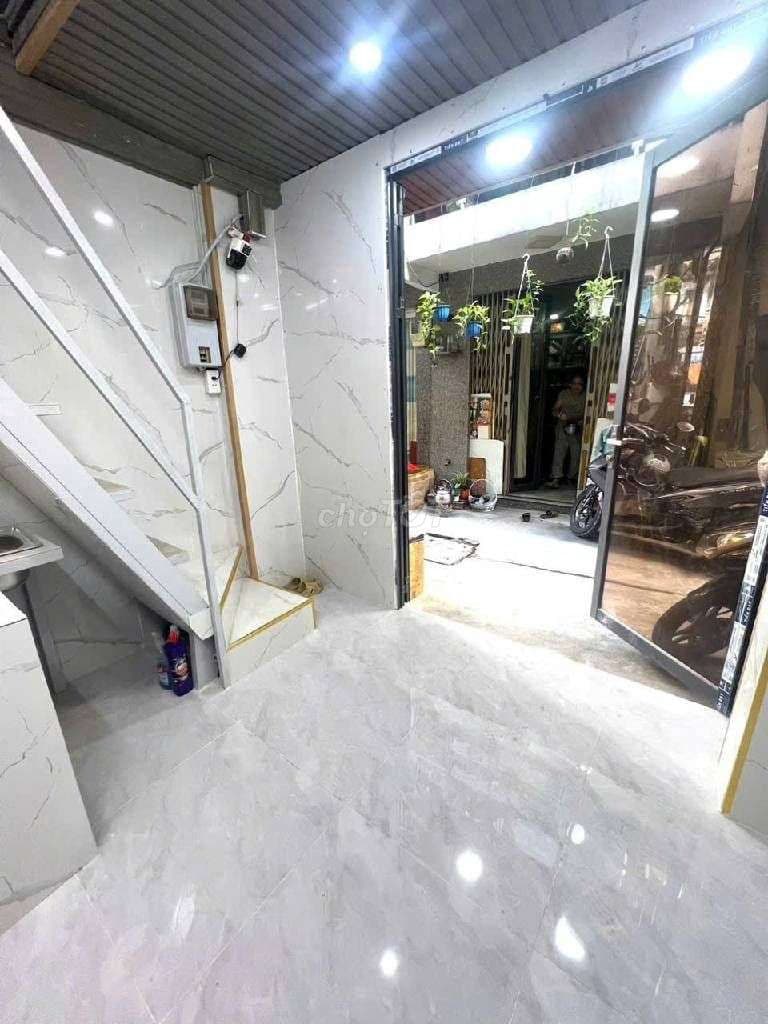 NHÀ HẺM TO LẠC LONG QUÂN,Q11,3 TẦNG,15M2,NGANG 3M,SHR,KO QUY HOẠCH - Ảnh 2