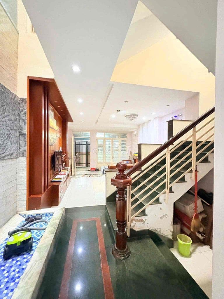 Bán nhà MT ngay chợ Tân Hương, 5x18m, 4 tầng giá chỉ 8 tỷ - Ảnh 3