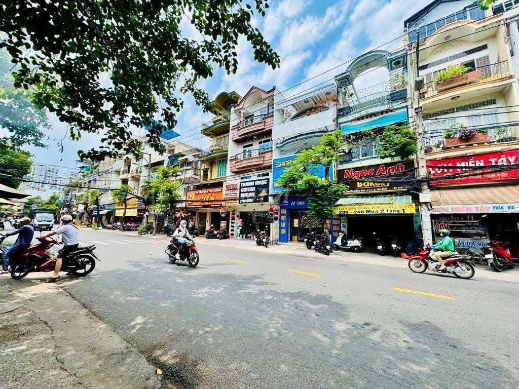 NHÀ MẶT TIỀN - 6 PHÒNG - KINH DOANH ĐỈNH - TÂN BÌNH