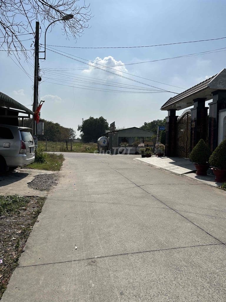 CHỦ VỀ BẮC BÁN GIÚP CHỦ LÔ ĐẤT ĐƯỜNG TRUNG LẬP