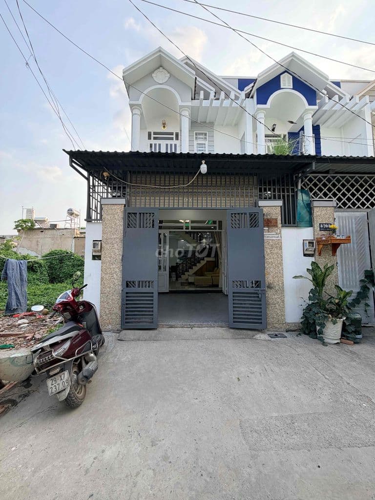 Nhà Hà Huy Giáp- Thạnh Xuân- Quận 12 ( 4,4m x 15 m- hẻm xe hơi)