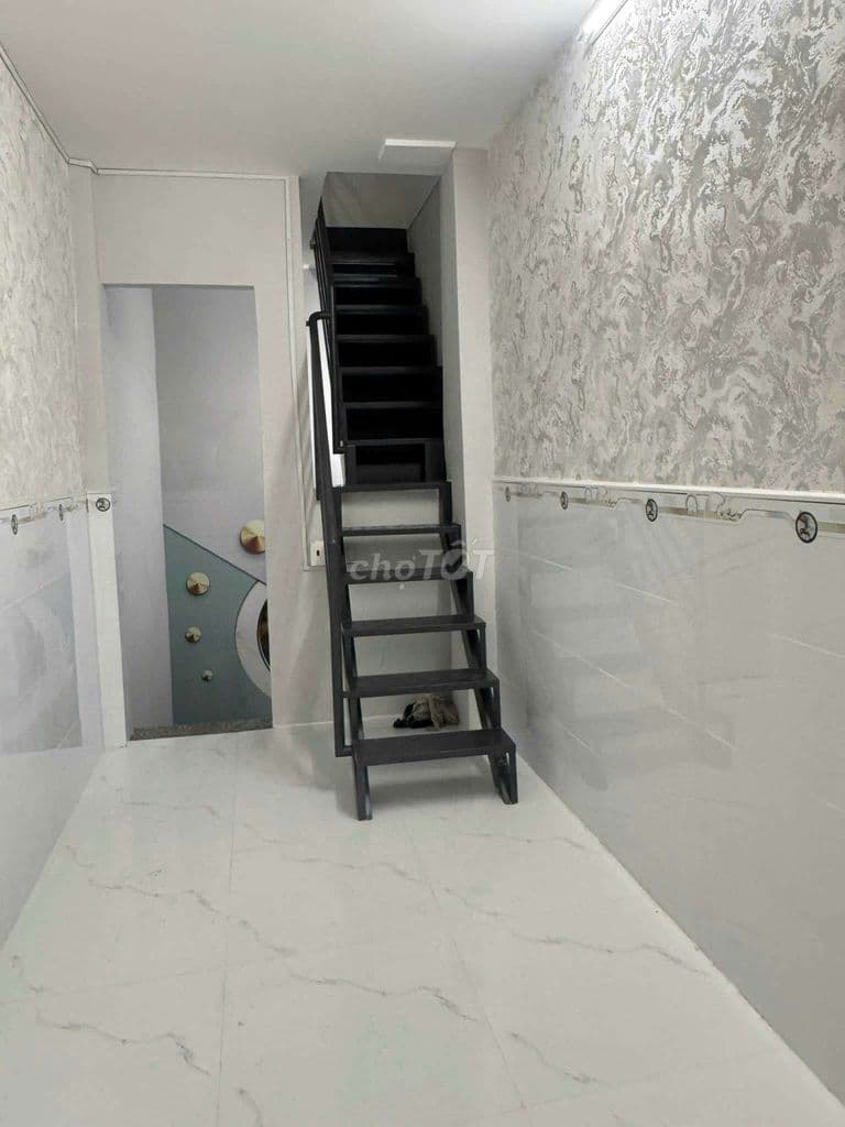 🚨 GIÁ SỐC 2T350 – NHÀ 3 TẦNG – LẠC LONG QUÂN - Ảnh 3