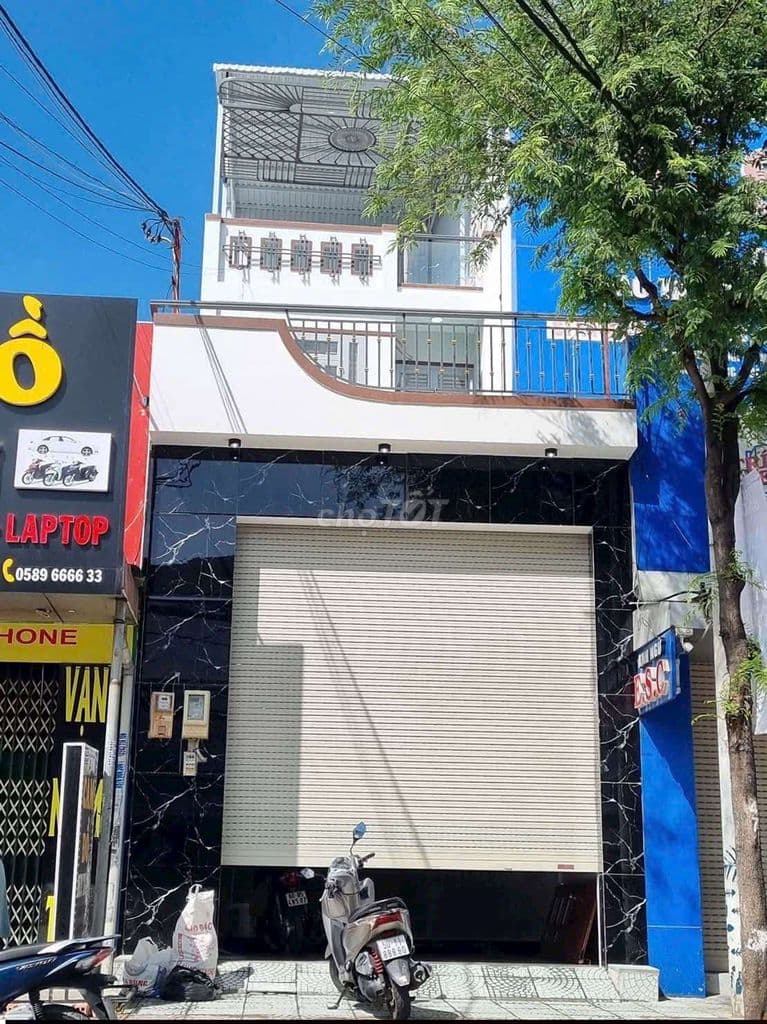 NHÀ MẶT TIỀN ĐƯỜNG NHỰA LỚN NGUYỄN ẢNH THỦ DT 4,2x27 TR 1 LỬNG 2 LẦU