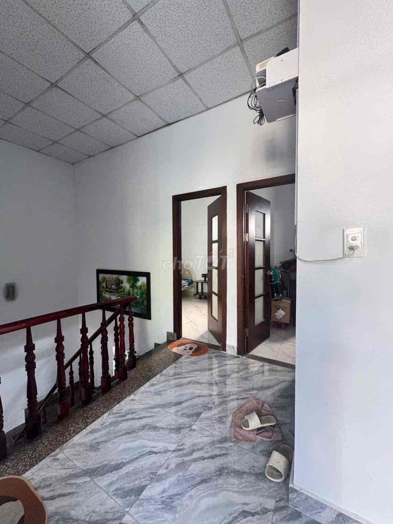 BÁN NHÀ SỔ HỒNG RIÊNG. GẦN CHỢ THỚI TỨ - Ảnh 3