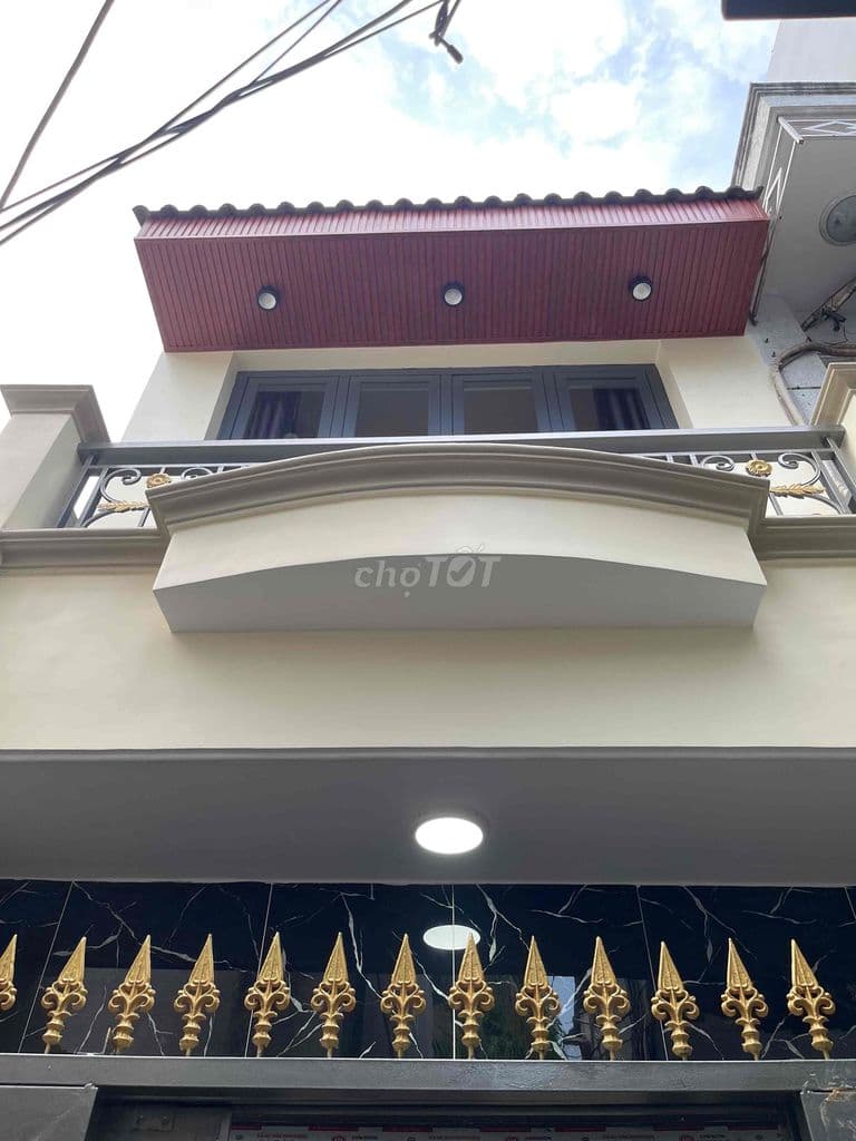 nhà đẹp cần bán đường đoàn văn bơ F16Q4