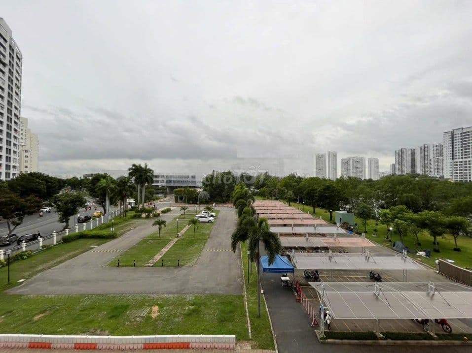 Bán gấp căn hộ 3PN 128m2 tại Riverpark Premier