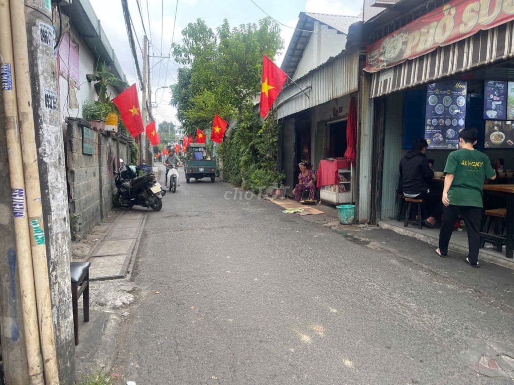 Biệt thự ngay sân vận động Linh Xuân - Ảnh 2