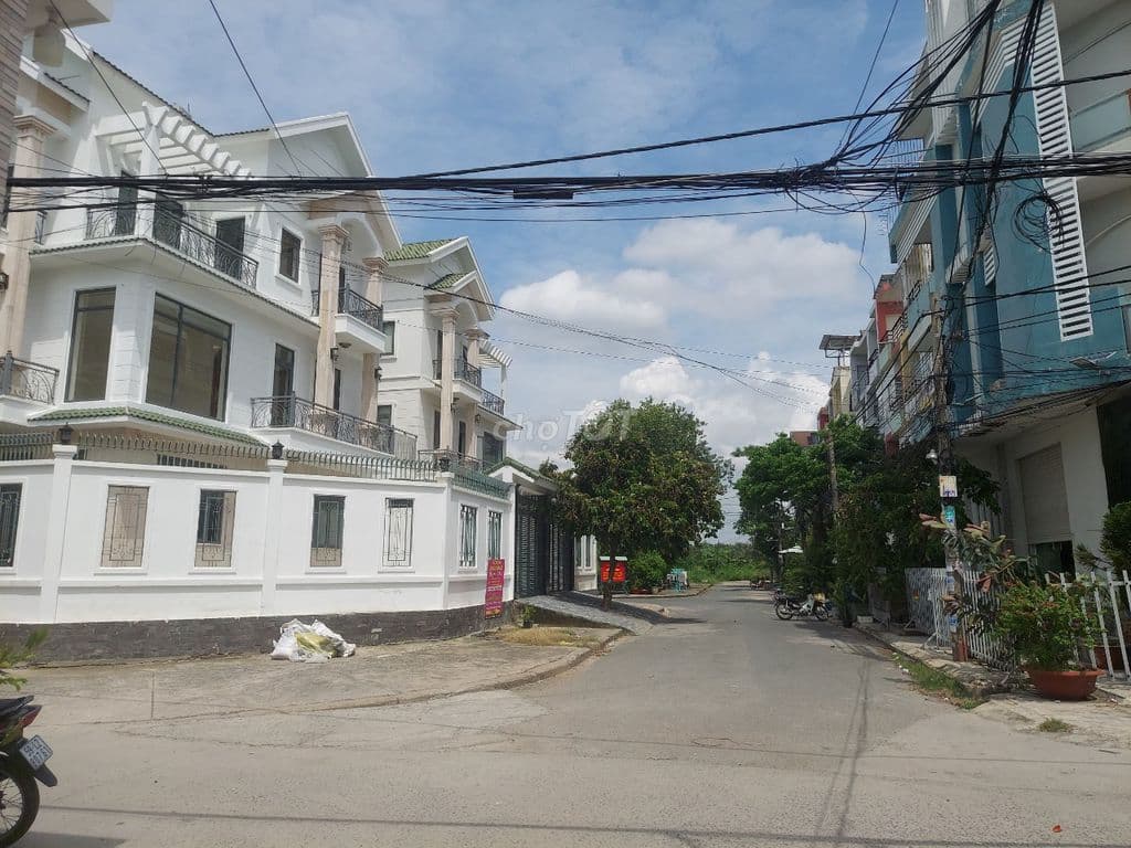 nhà 2 mặt tiền nội bộ khu dân cư - Ảnh 3