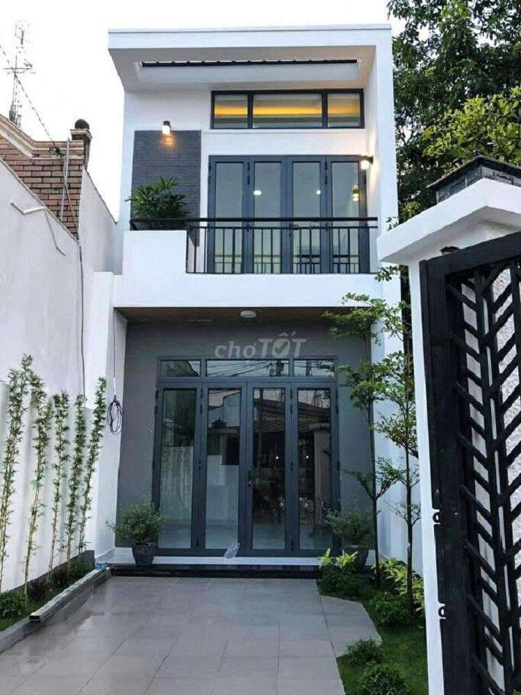 Nhà 1 triệt 1 lầu