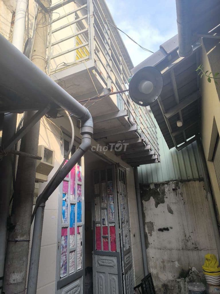 Nhà 28 m² - Ảnh 2