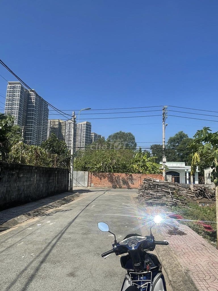 Nhỉnh 3 tỷ lô đất đẹp quận 9 khu phân lô hạ tầng đẹp