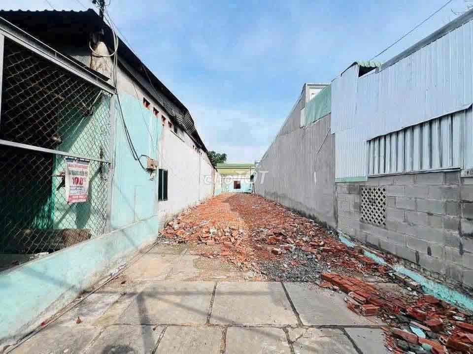 Chính Chủ cần bán gấp lô đất full thổ cư, ngay TT Củ Chi 181m2