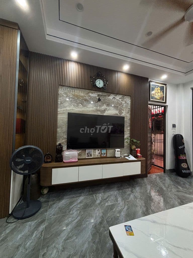 Bán nhà thạch Bàn