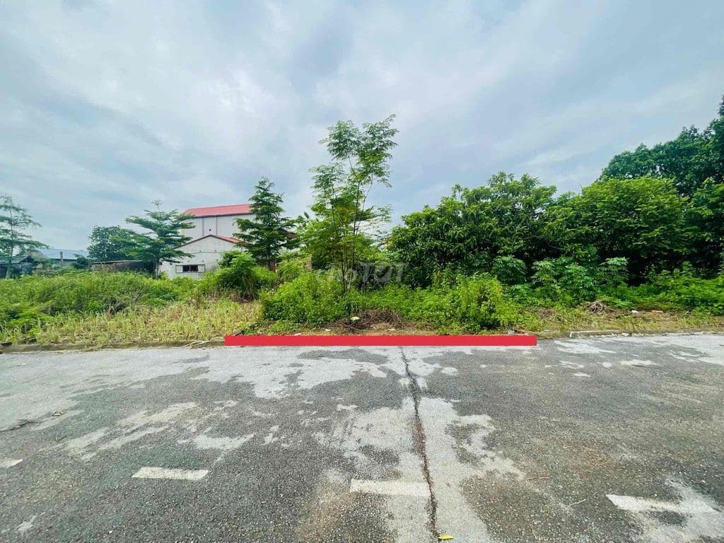 Cắt lỗ loanh quanh 2 tỷ lô đất gần 70m thổ cư, ko lỗi lầm tại Hoà Lạc