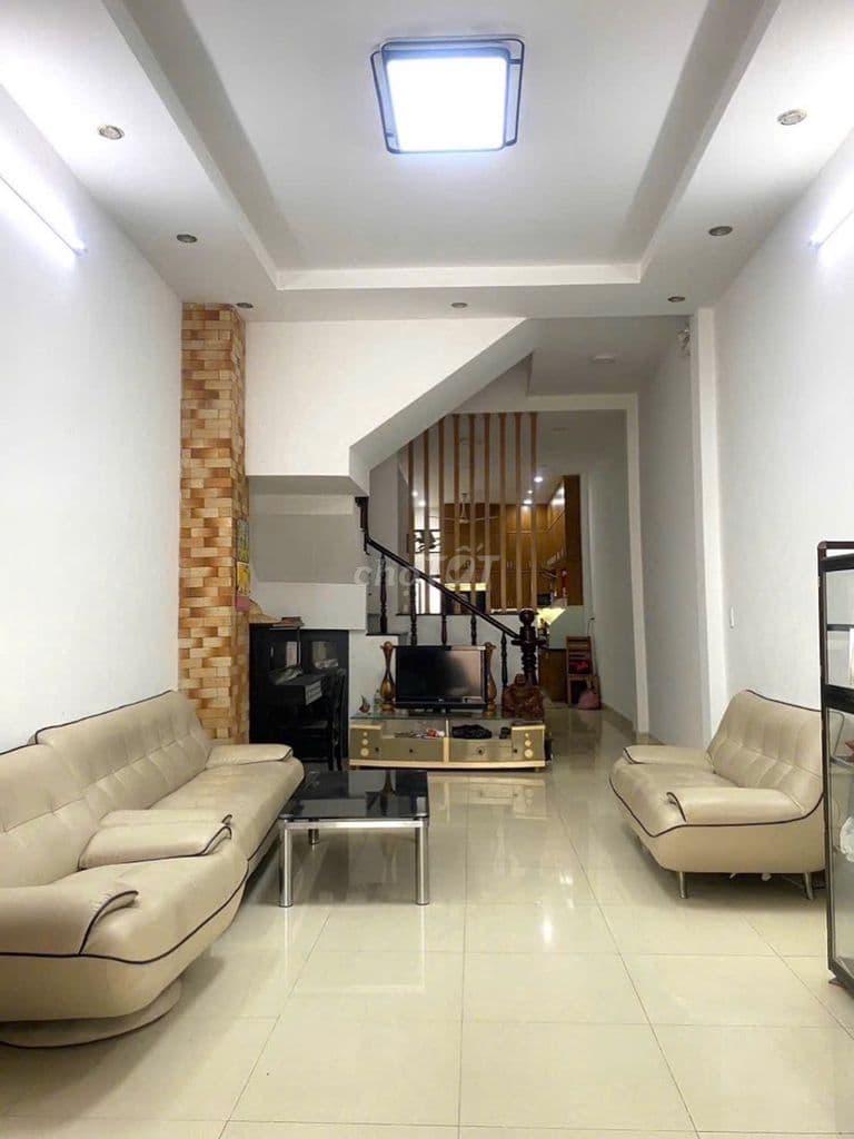 Hiếm! Lâm Văn Bền Q7 - Hẻm xe hơi - 3 tầng 4pn, 3.9x20m - chỉ 9.5 Tỷ