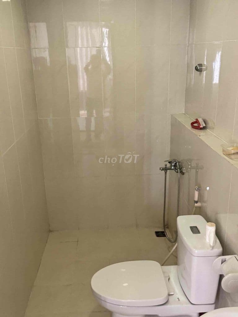 Bán chung cư phố Tam trinh 2PN 2WC 1 Khách 1 logia đẹp nguyên bản 68.2