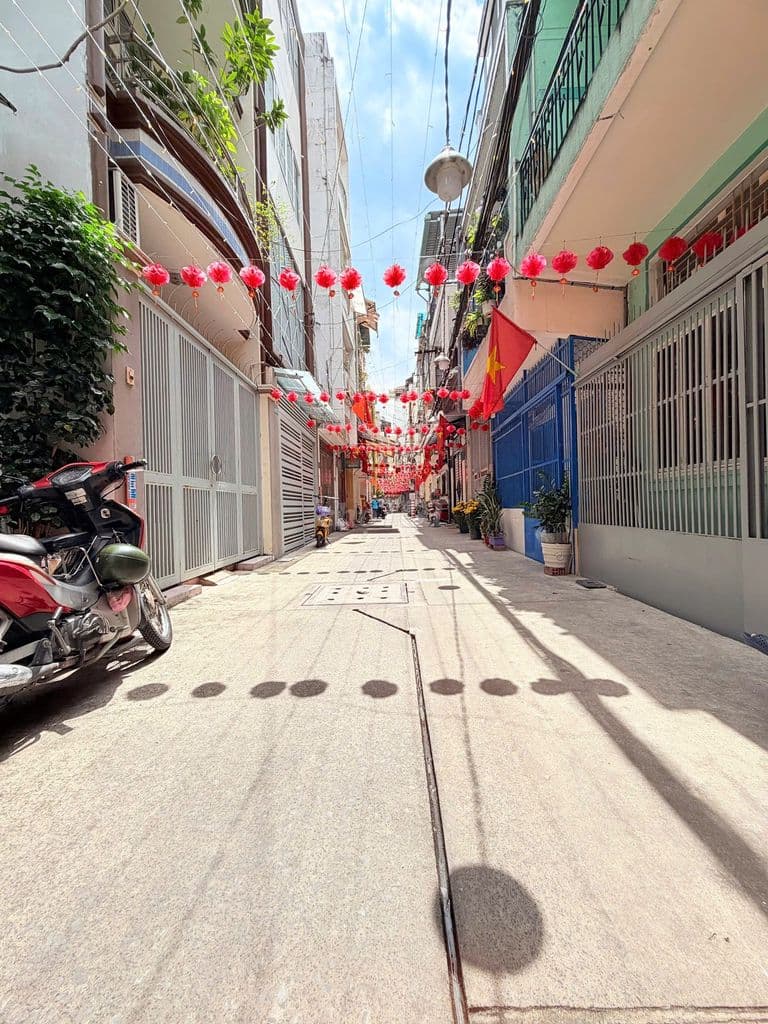 NHÀ HẺM 4M NGUYỄN ĐÌNH CHIỂU 3.3X10 TRỆT 2 LẦU MỚI GIÁ 8.4 TL - Ảnh 2