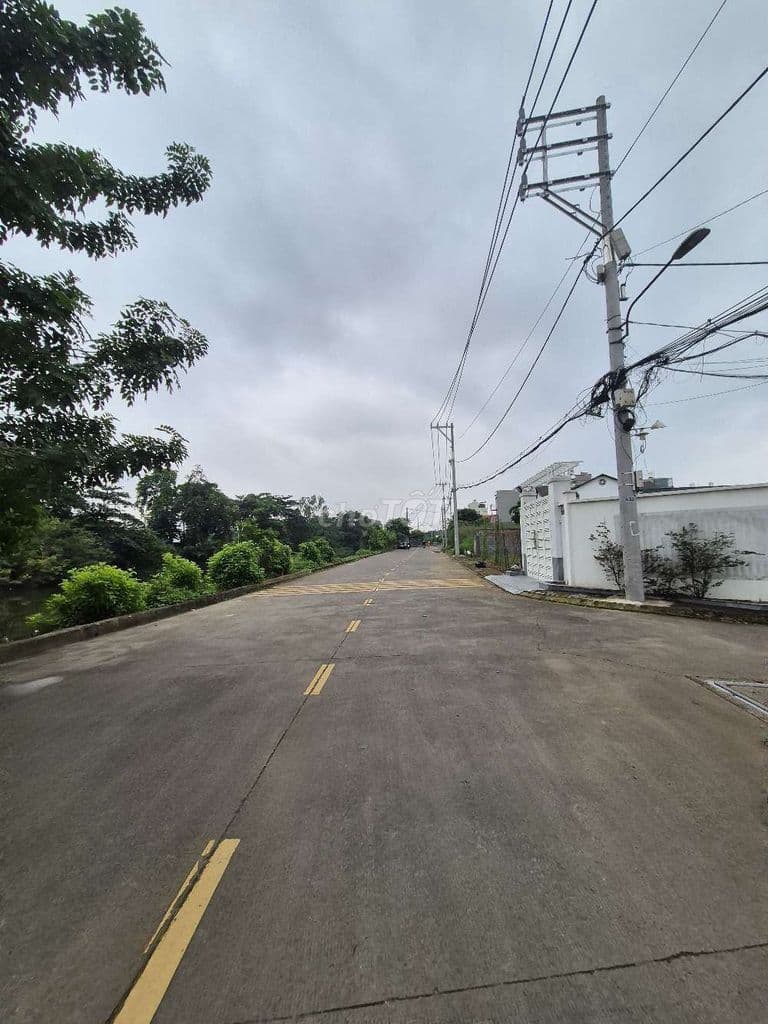 Đất 5x20 Full Thổ Cư 1/TL37 , Đường betong 8m