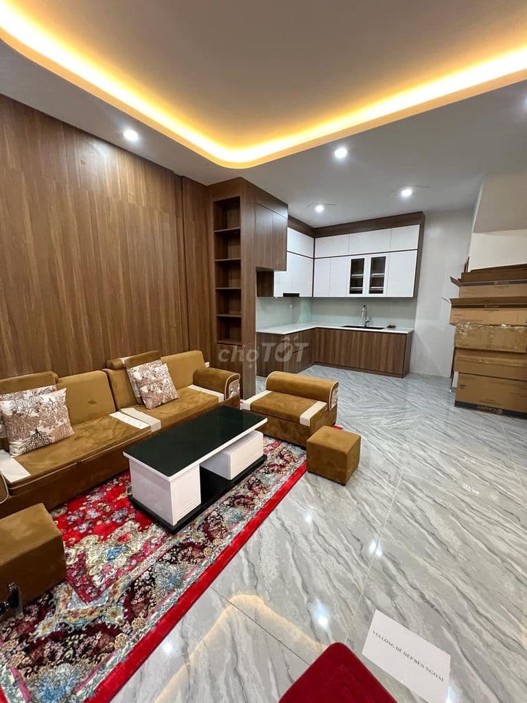 Bán Gấp Nhà Phố Tôn Đức Thắng - Đống Đa 50m² x 5T Ngõ Ô Tô Giá 8.2 Tỷ - Ảnh 2