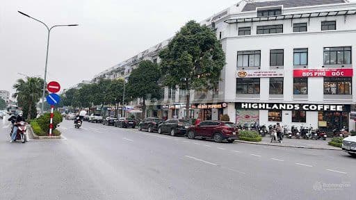 Bán shophouse VIP mặt đường 60m Hoàng Minh Thảo kéo dài S 102m2 xây 6T - Ảnh 2