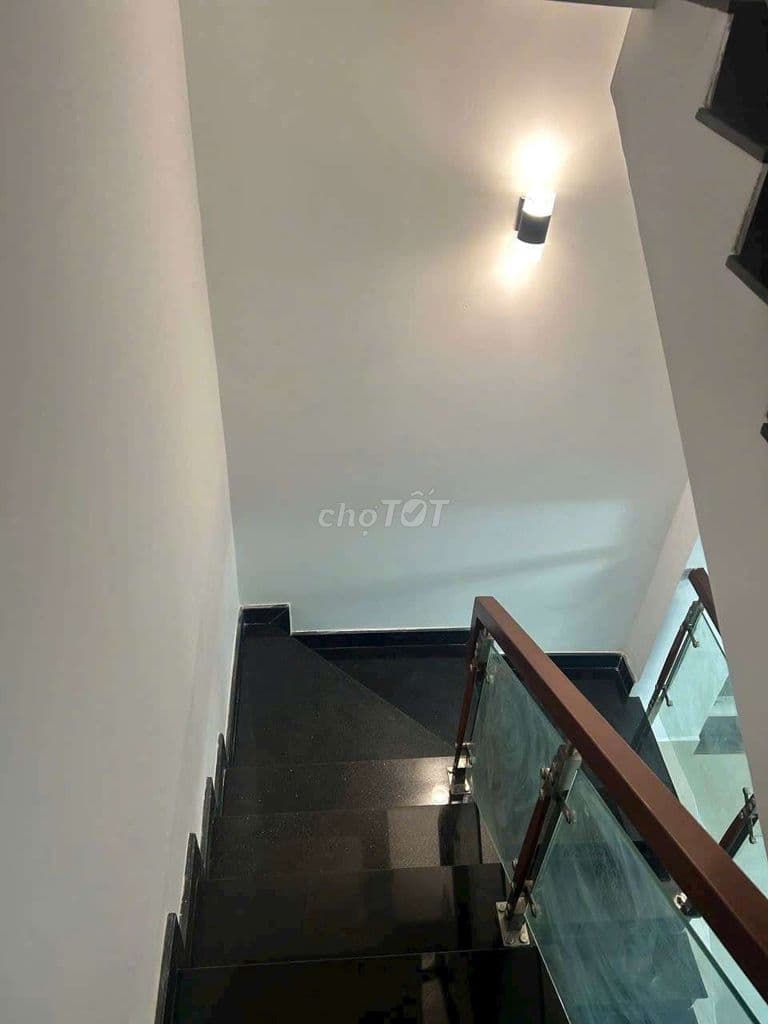 Tân Phú 4x20 đúc 2 lầu Hẻm xe hơi - Ảnh 3