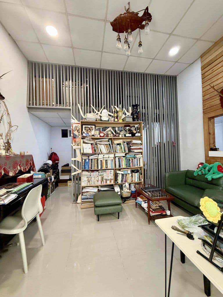 243 TÔN ĐẢN QUẬN 4- CHỢ 200 – 46M² CHỈ 3.8 TỶ – NGANG KHỦNG 6.3M - Ảnh 3