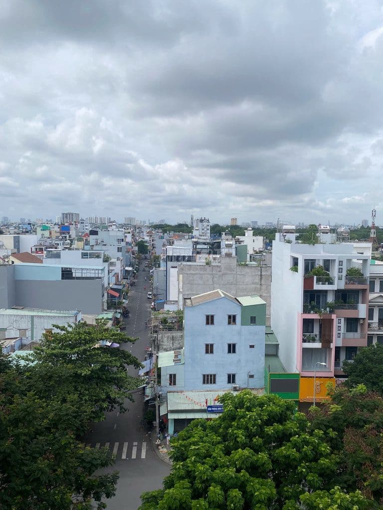 Bán căn hộ 2 PN 70m2 tháp E Ruby Celadon City view Đông Nam gió mát