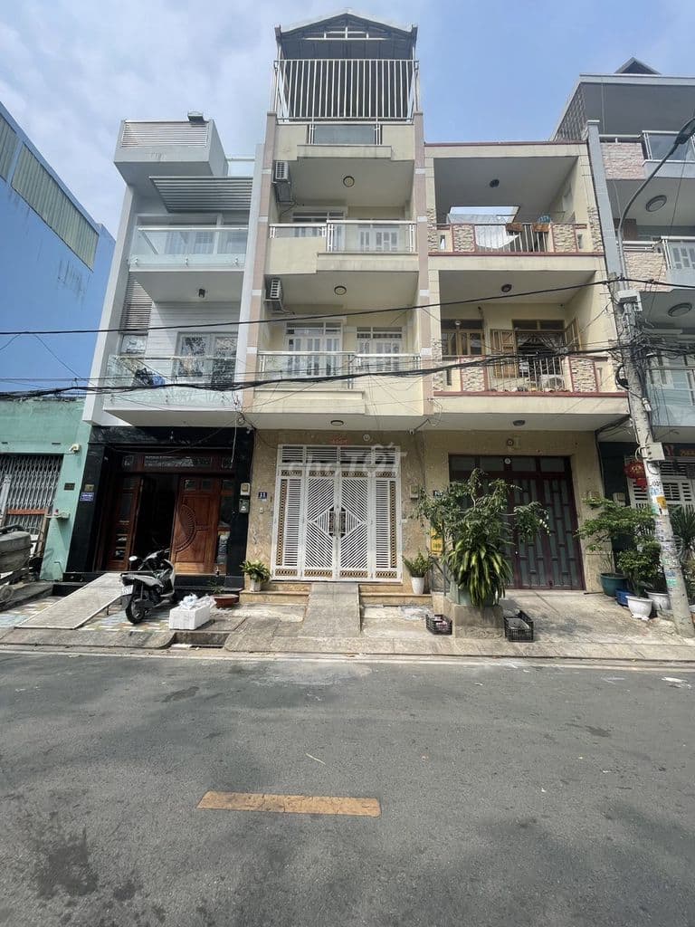 Nhà MT khu BÌNH PHÚ đối diện công viên, gần trường BÌNH PHÚ, MÊ TRO