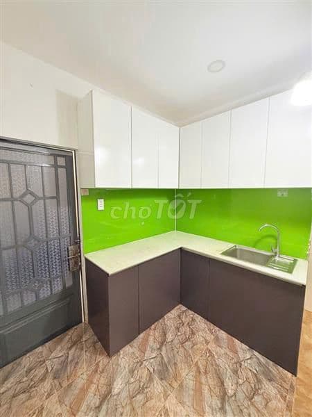 NHÀ BÁN QUẬN TÂN BÌNH GẦN SÂN BAY CHỈ NHỈNH 4 TỶ - Ảnh 3